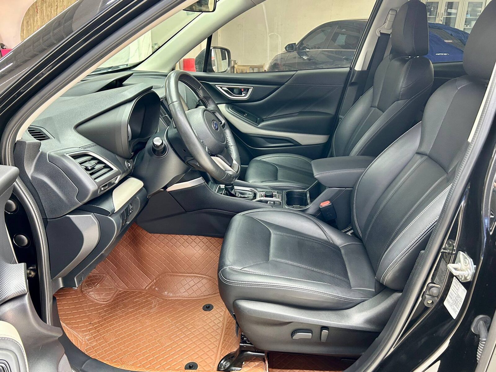 Subaru Forester 2.0i AWD Luxury Edition 2022 — фото 6